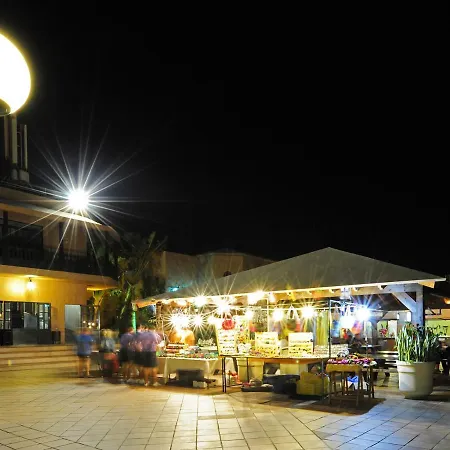 Family With Terrace - Oasis Duna * Κοραλέχο
